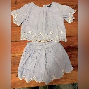 Two-piece shorts set
